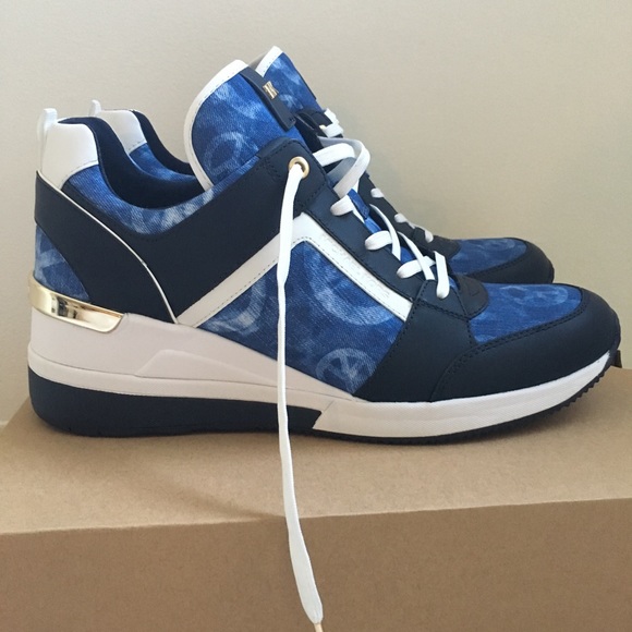 Michael kors sneakers size 11 Clearance
